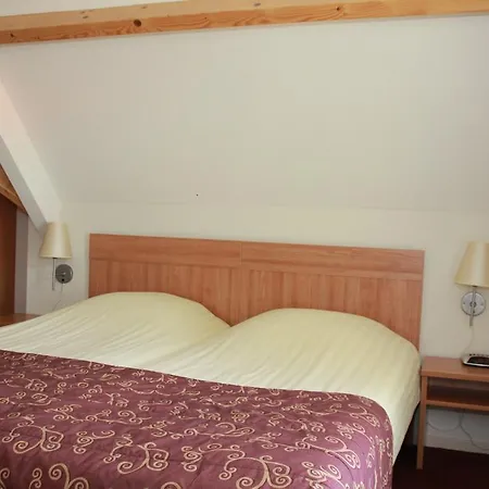 Brasserie Oud Отель Марен-Кессел