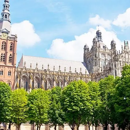 Brasserie Oud Отель 3*